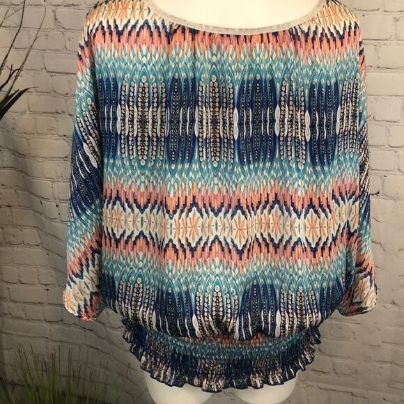 Halo multiprint cold shoulder top - Picture 5 of 6